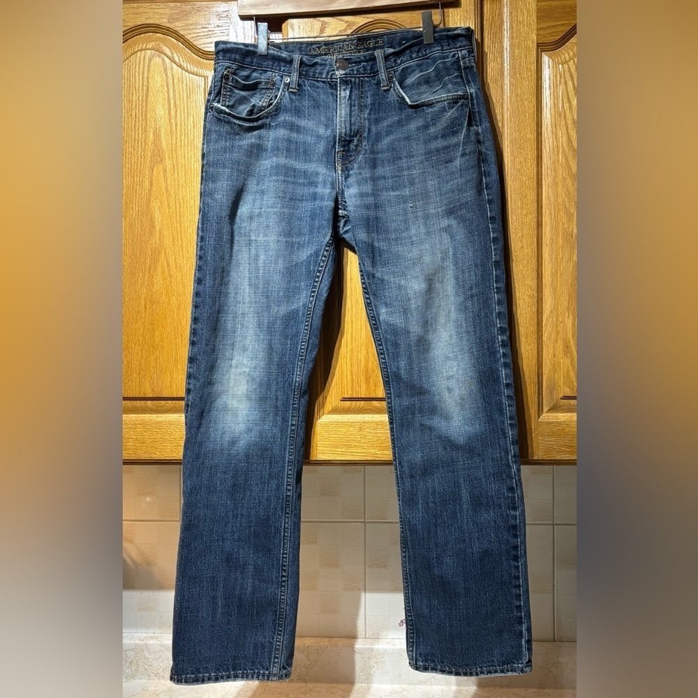 American Eagle Outfitters Medium Wash Original Straight Leg Men’s Jeans 32x32